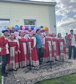 «Рябинушка»  ансамбле Левашово авылында концерт белән чыгыш ясады