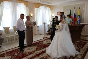 Әлки районы ЗАГС бүлегендә Николаевлар гаиләсе законлы теркәлде