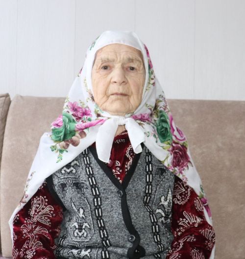 90-летняя жительница села Верхнее Альмурзино Рашида Зарипова – вдова фронтовика