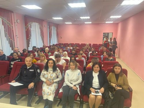Автоинспекторы Алькеевского района провели профилактическую беседу с родителями Базарно-Матакской гимназии имени Наби Даули