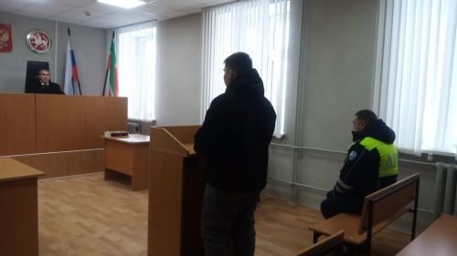 Задержан мужчина, который управлял машиной без прав