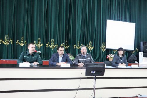 Терлекчелекнең зыянлы калдыклары турында сөйләштеләр
