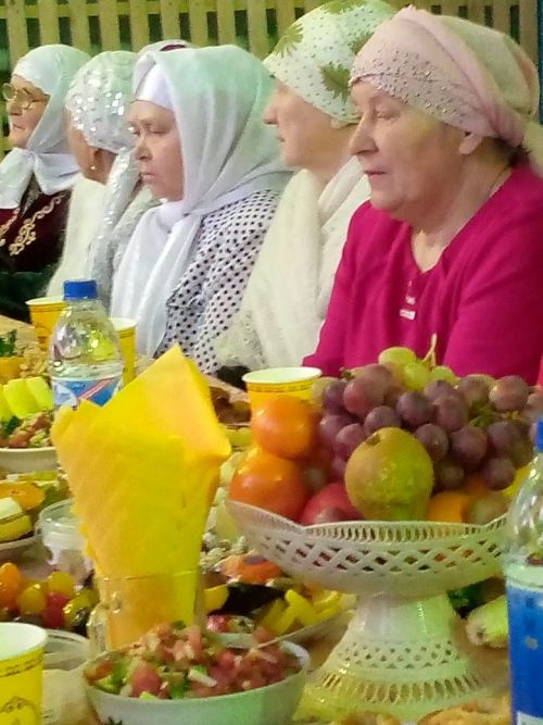 Иске Әнҗерәдә авылында Азат Мәҗитов ифтар ашы үткәрде