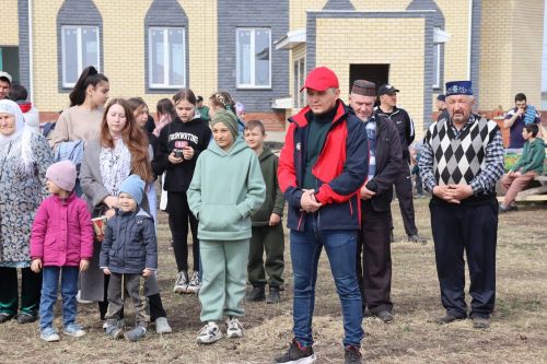 Базарлы Матактагы Өмет мәчете янында гаилә бәйрәме үтте