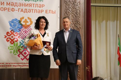 Әлки районы советының чираттагы сессиясе үтте