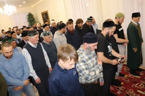 Ирек хәзрәт Сәлахиев: “Ураза - ашамыйча тору гына түгел”
