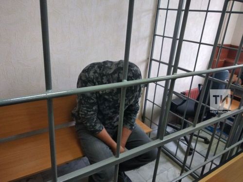 Әлки районында кибеттән 4 мең сумлык товар урлап алып чыкмакчы булганнар