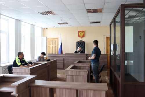 Әлки район ЮХИДИ хезмәткәрләре  аек булмаган йөртүчеләрне туктатканнар