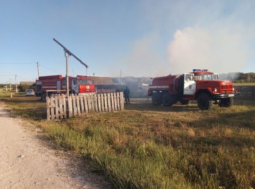 В селе Старая Тумба в результате пожара сгорел автомобиль