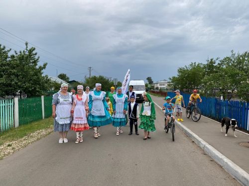 Әлки районы үзешчән сәнгать артистлары борынгы йоланы башкардылар