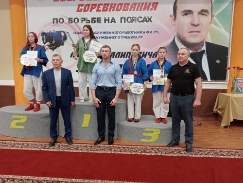 Әлки районы көрәшчеләре республика турнирында катнаштылар