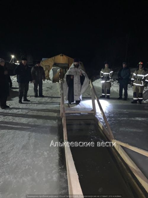 В Алькеевском районе православные христиане отметили Крещение Господне