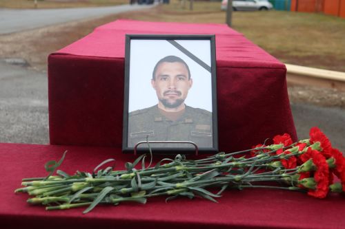 Алькеевцы проводили в последний путь жителя села Верхнее Альмурзино Рафиса Сафиуллина
