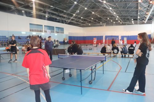Турнир по настольному теннису стартовал в универсальном спортивном зале «Алина»