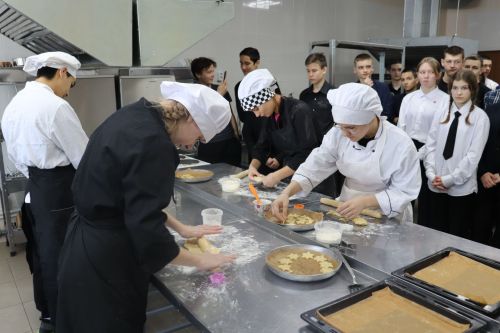 Базарлы Матактагы агрокөллияттә өч төрле һөнәр алырга була