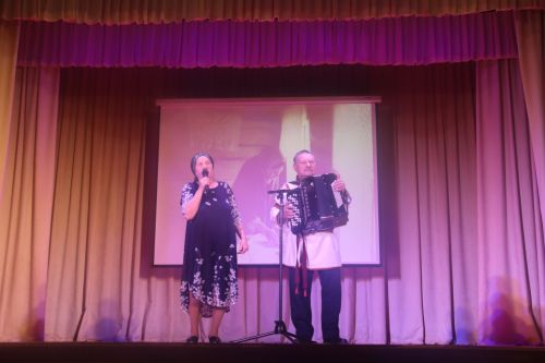 В районном доме культуры прошел гала-концерт среди ветеранов «Балкыш – Сияние»