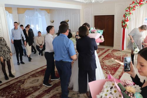 В Алькеевском районе состоялась торжественная регистрация брака Дениса Мукусева и Алёны Шароновой