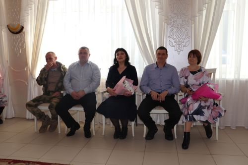 В Алькеевском районе состоялась торжественная регистрация брака Дениса Мукусева и Алёны Шароновой