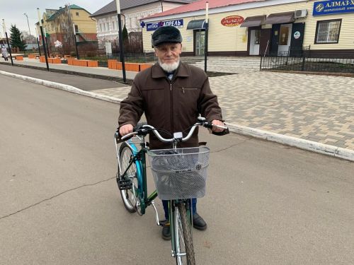 84 яшьлек Салих Насыйбуллин велосипеды белән 6200 километр үткән