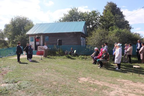 В селе Новый Баллыкуль состоялось торжественное открытие капитально отремонтированного здания ФАПа