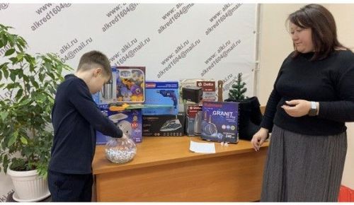 “Әлки хәбәрләре” район газетасына язылучылар арасында лотерея уйнатылды