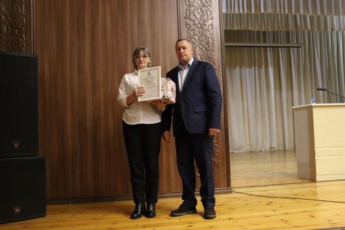 Әлки районында почта бүлеге җитәкчеләре  Мактау грамоталары белән бүләкләнделәр