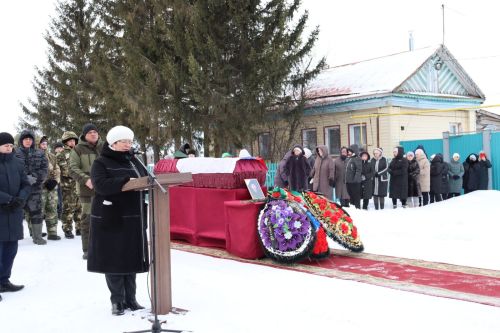 В Алькеевском районе простились с Гатауллиным Рафисом, погибшим в зоне СВО