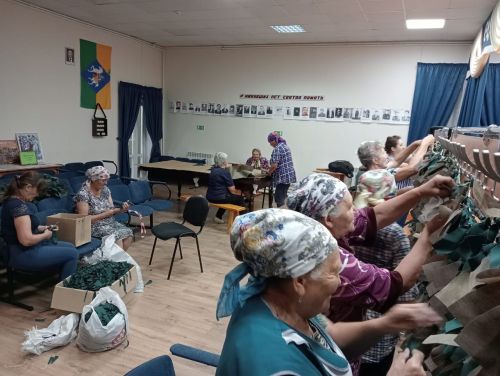 Жители села Старые Матаки оказывают помощь солдатам