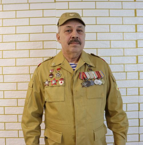 Базарлы Матак авылыннана Азат Абдрахманов: «Иң бәхетле минутлар елгага очрау иде»