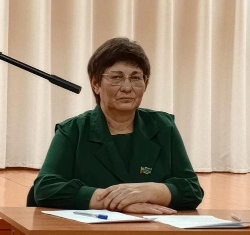 Ольга Гуляеваның кызы, ире һәлак була. Улы Дмитрий - МХОда катнаша