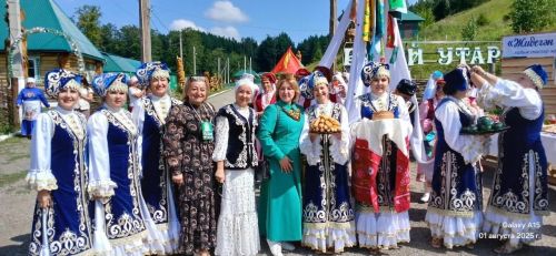В выездном заседании женской общественной организации «Ак калфак» участвовал и Алькеевский район