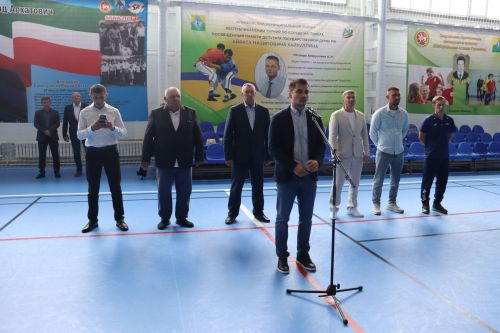 Әлки районы башлыгы кубогына бадминтон ярышлары узды