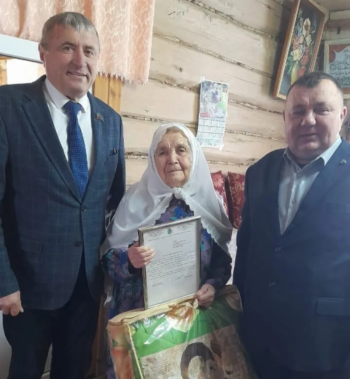 Әлки районы тыл хезмәтчәне Мәрьям Бәдретдин кызы Мингалиевага 90 яшь тулды