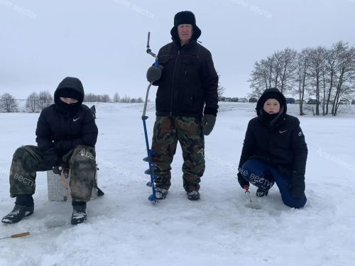 Әлки районында  боз астыннан балык тоту буенча ярышлар узды