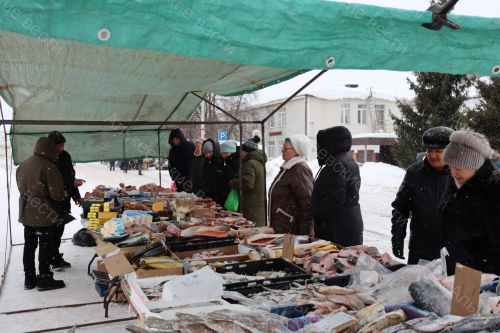 Базарлы Матак үзәгендә Май чабу бәйрәме уңаеннан ярминкә оештырылды