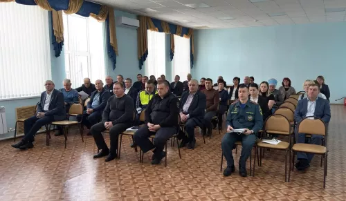 Глава Алькеевского района поставил задачи по защите населения от паводка и пожаров