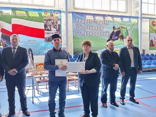 В Алькеевско районе прошёл турнир по национальной борьбе «Көрәш» памяти Зайнуллина Данила, погибшего в зоне СВО
