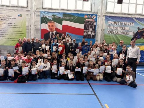В Алькеевско районе прошёл турнир по национальной борьбе «Көрәш» памяти Зайнуллина Данила, погибшего в зоне СВО