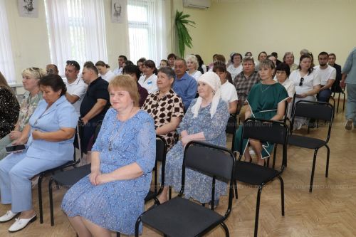 Район үзәк хастаханәсенең административ залында үткән тантаналы чара узды