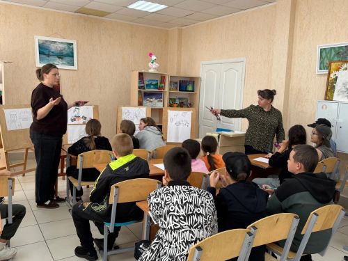 Балалар иҗат йорты кунакларга ишекләрен ачты