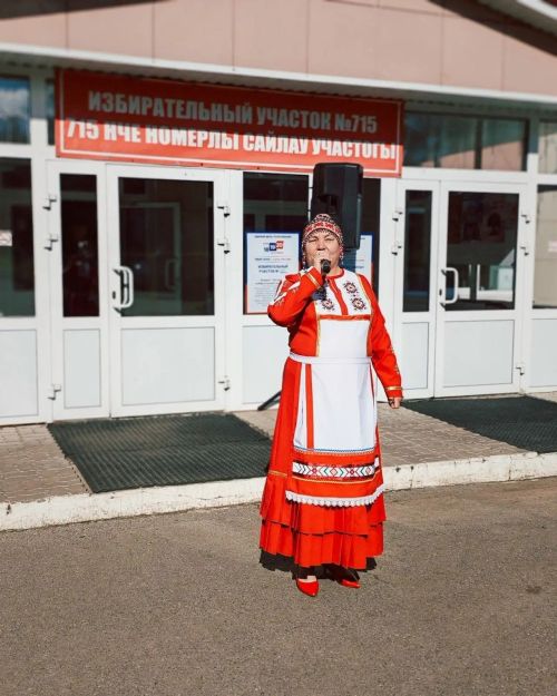 Әлки районы мәдәният хезмәткәрләре гаиләләре белән тавыш бирде