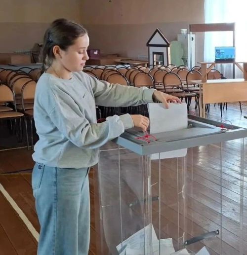 Әхмәт авылында беренче тапкыр сайлаучылар — алтау