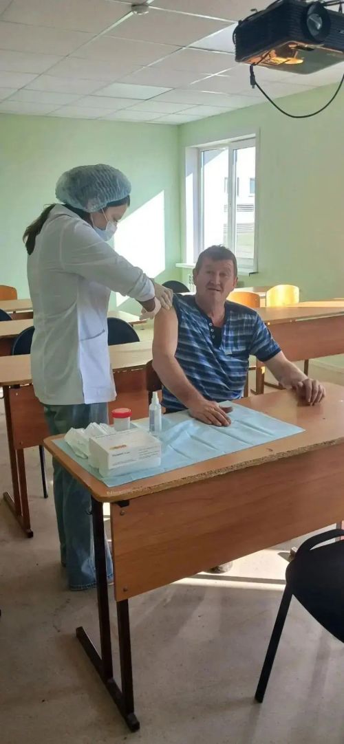 Более двух тысяч доз вакцины против гриппа поступило в центральную районную больницу