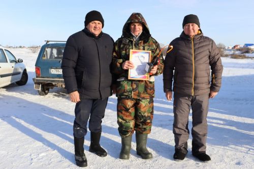 Соревнование по подледному лову рыбы