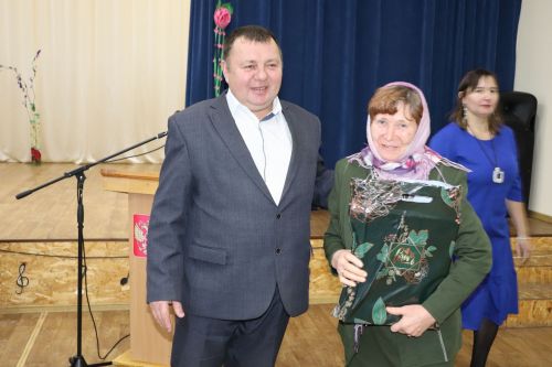 Сход в Салманском сельском поселении