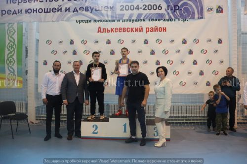 Фестиваль по борьбе на поясах на призы главы района