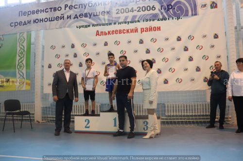 Фестиваль по борьбе на поясах на призы главы района
