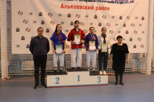Республиканский турнир по борьбе на поясах посвящённый памяти депутата Госдумы РФ Айрата Хайруллина