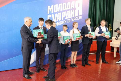 Председатель Госсовета РТ Фарид Мухаметшин принял участие в мероприятиях в рамках Дня «Единой России»
