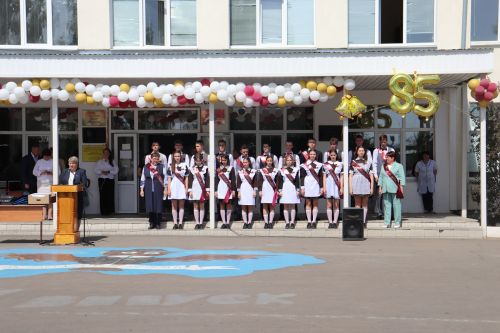 Последний звонок в Базарно-Матакской школе